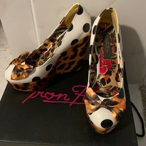 Iron Fist Lolita Love Wedges size 6